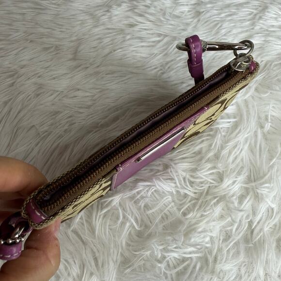 COACH y2k Purple Brown Signature Canvas Wristlet - Picture 4 of 8
